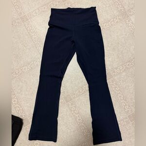 Lululemon Athletica Navy Cropped Pants